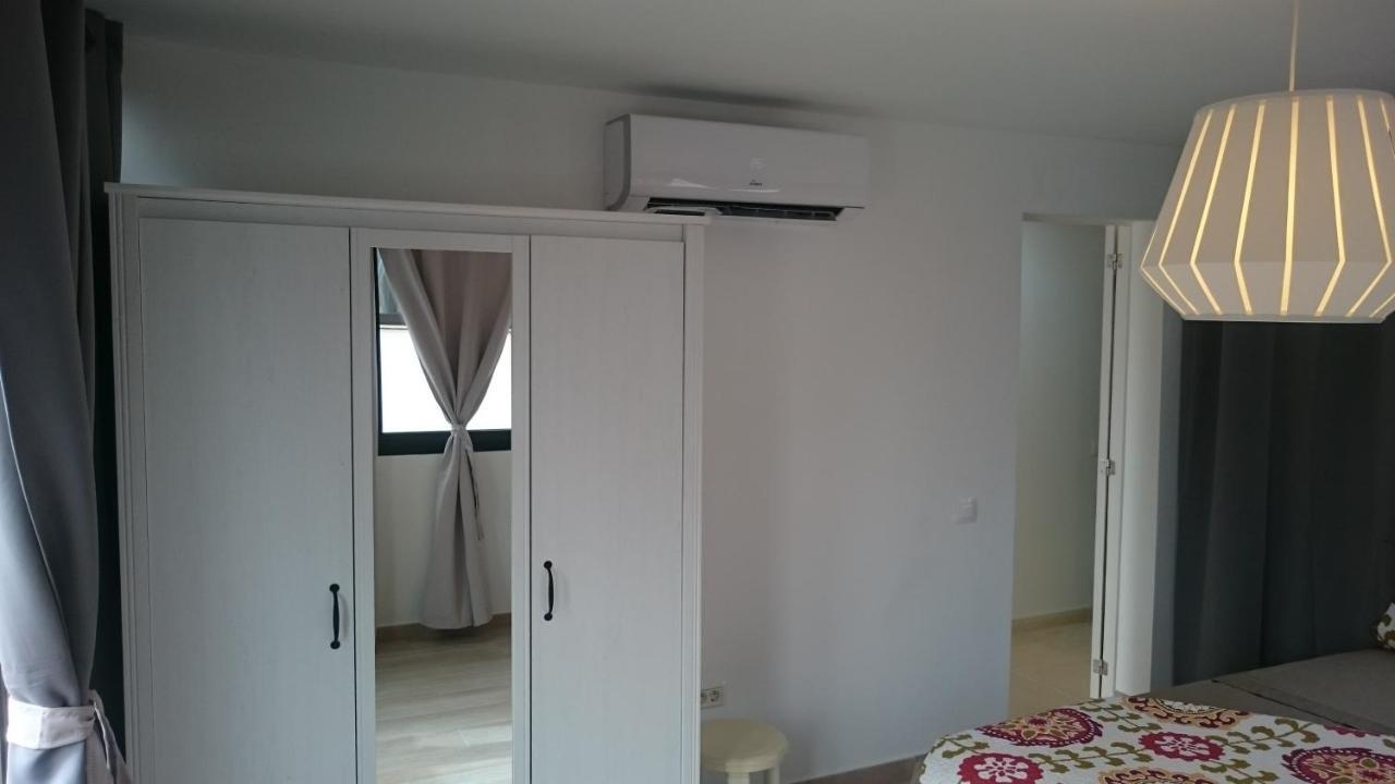 Bambu Appartement Arona  Buitenkant foto