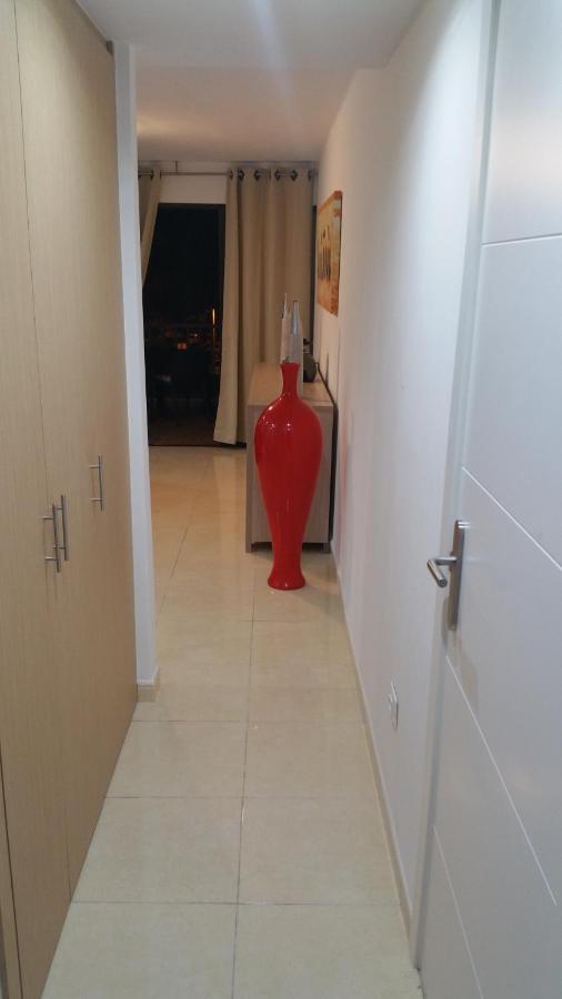 Bambu Appartement Arona  Buitenkant foto