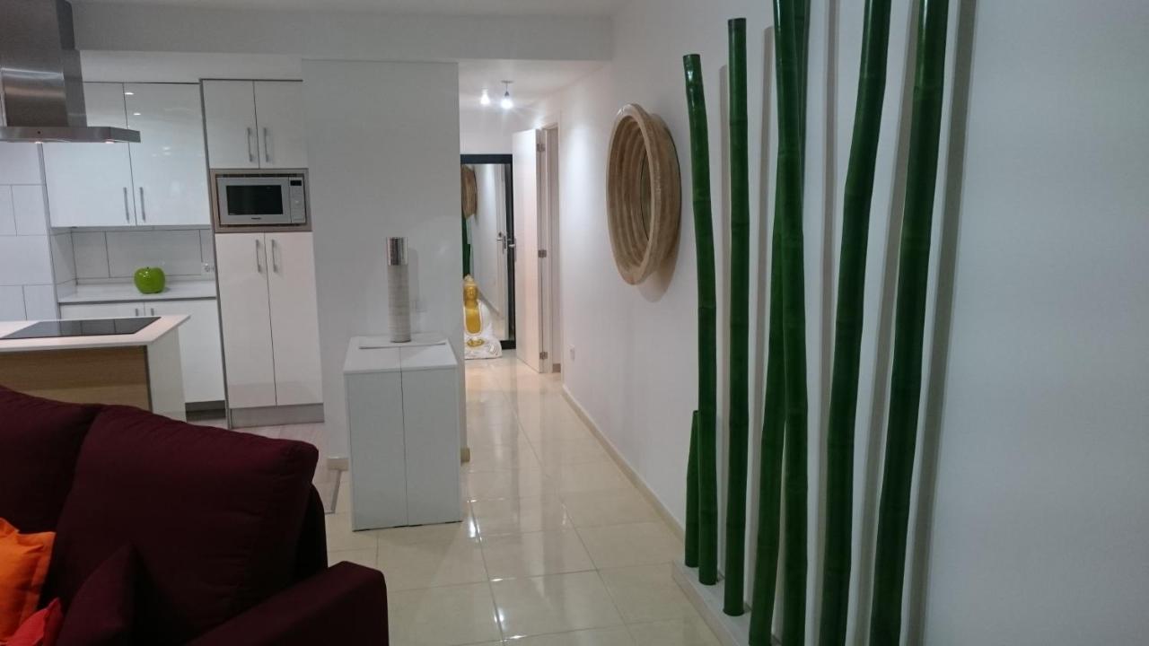 Bambu Appartement Arona  Buitenkant foto